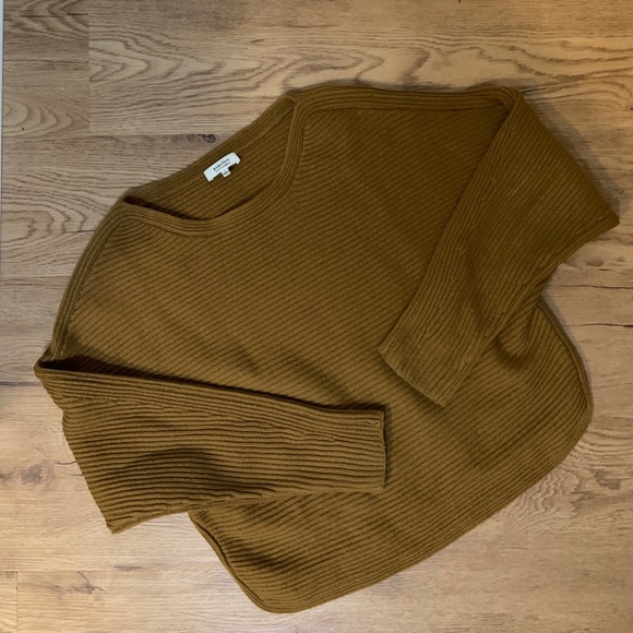Aritzia Sweaters - BABATON✨| AVERY CASHMERE BLEND SWEATER